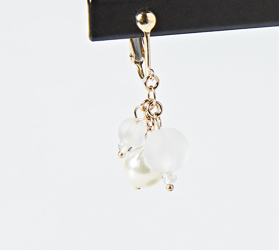 OMAMORI JEWELRY みたまイヤリング 白