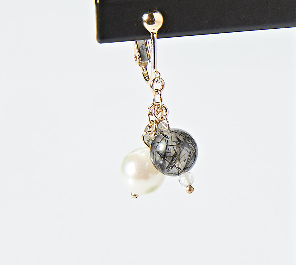 OMAMORI JEWELRY みたまイヤリング 黒