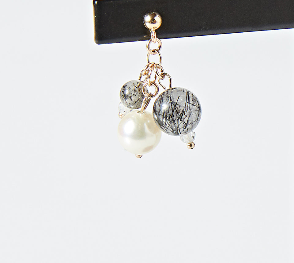 OMAMORI JEWELRY みたまピアス 黒