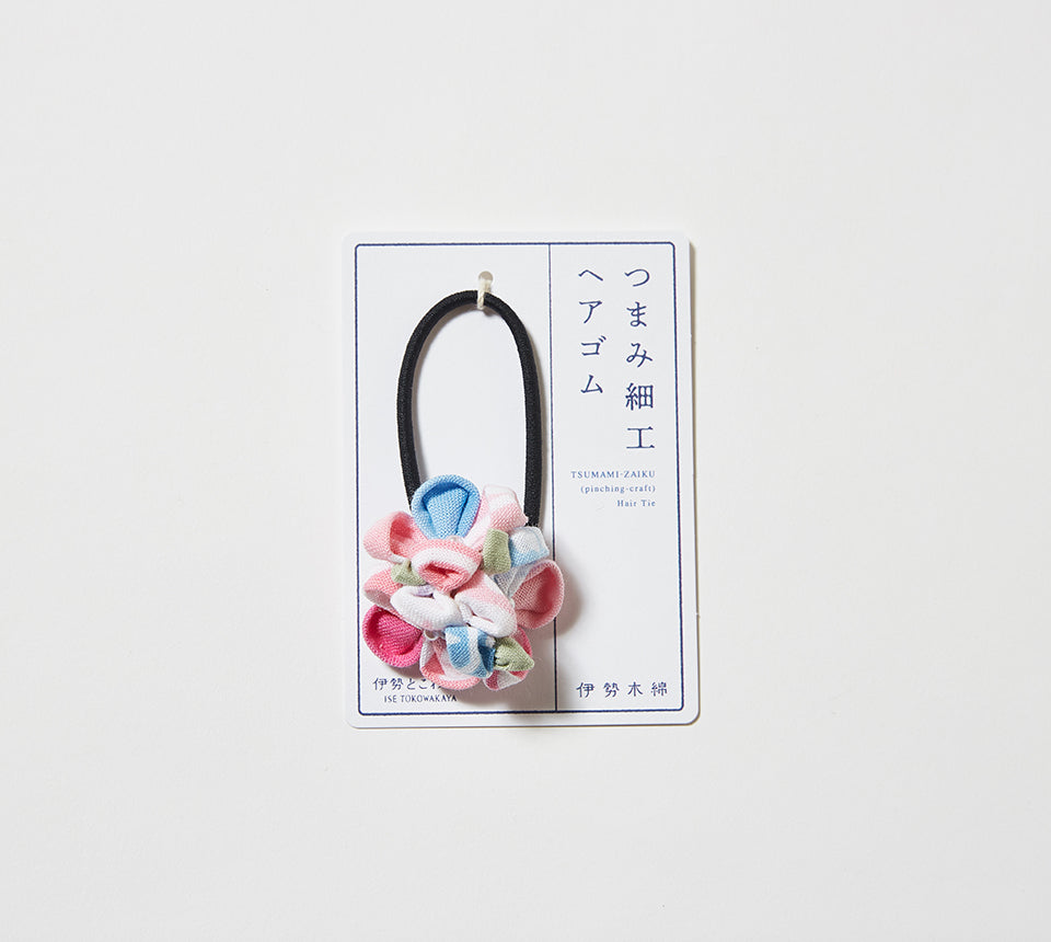 つまみ細工ヘアゴム 薄ピンク