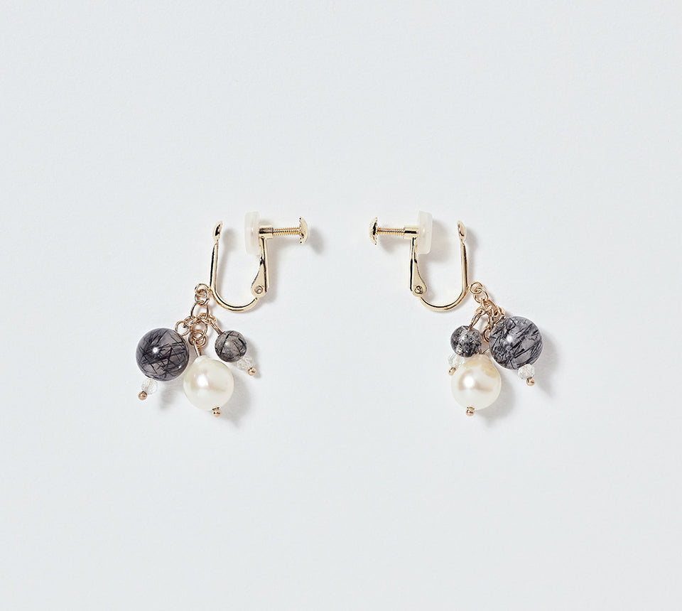 OMAMORI JEWELRY みたまイヤリング 黒
