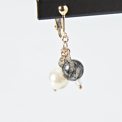 OMAMORI JEWELRY　みたまイヤリング　黒