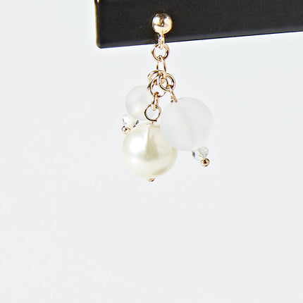 OMAMORI JEWELRY　みたまピアス　白