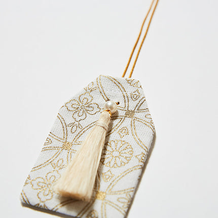 伊勢の白玉幣（花菱と菊七宝　金）