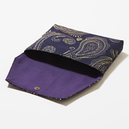 イセノモン　お参歩袋（松毬・ペイズリー　金）　