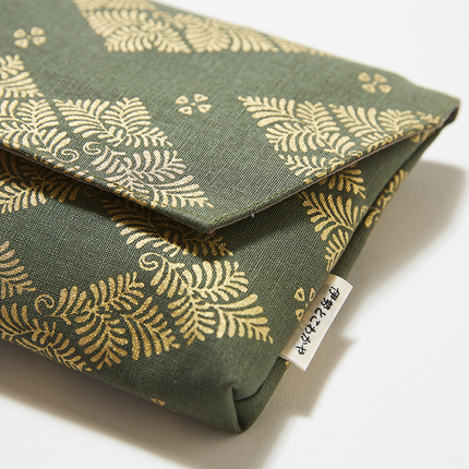 イセノモン　お参歩袋（羊歯菱　金）