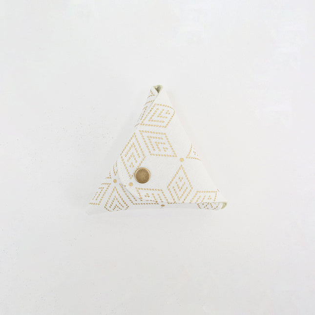 イセノモン　小銭入れ 　麻の葉 金