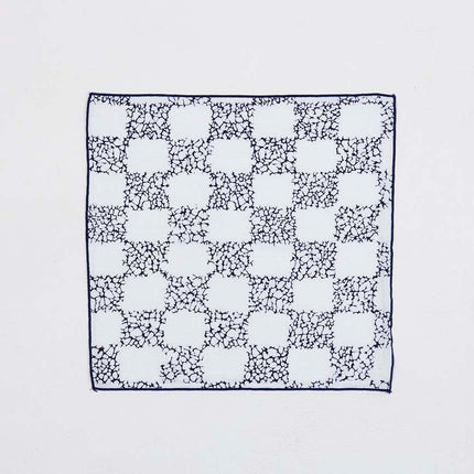 イセノモン　ハンカチーフ　墨流し格子