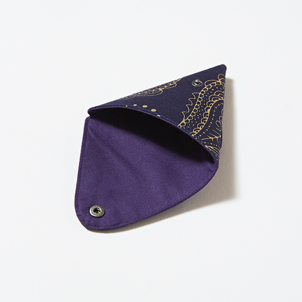 イセノモン　小銭入れ　松毬（ペイズリー）柄　金