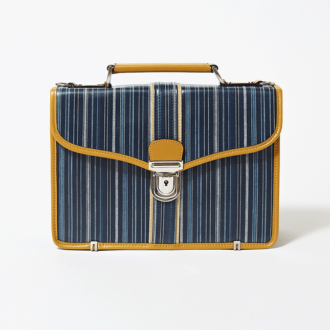 Clutch bag  マルチ・ストライプ