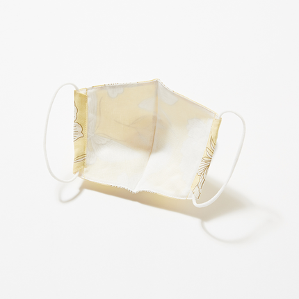 イセノモンマスク　牡丹と蝶　金と淡黄色