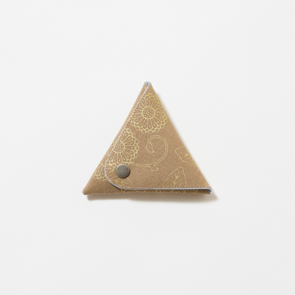 イセノモン　小銭入れ　菊唐草　金