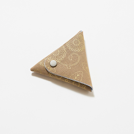 イセノモン　小銭入れ　菊唐草　金