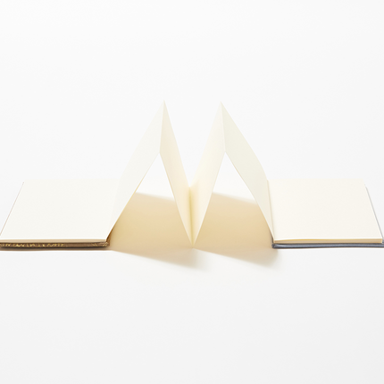 イセノモン　御集印帖　菊唐草　金